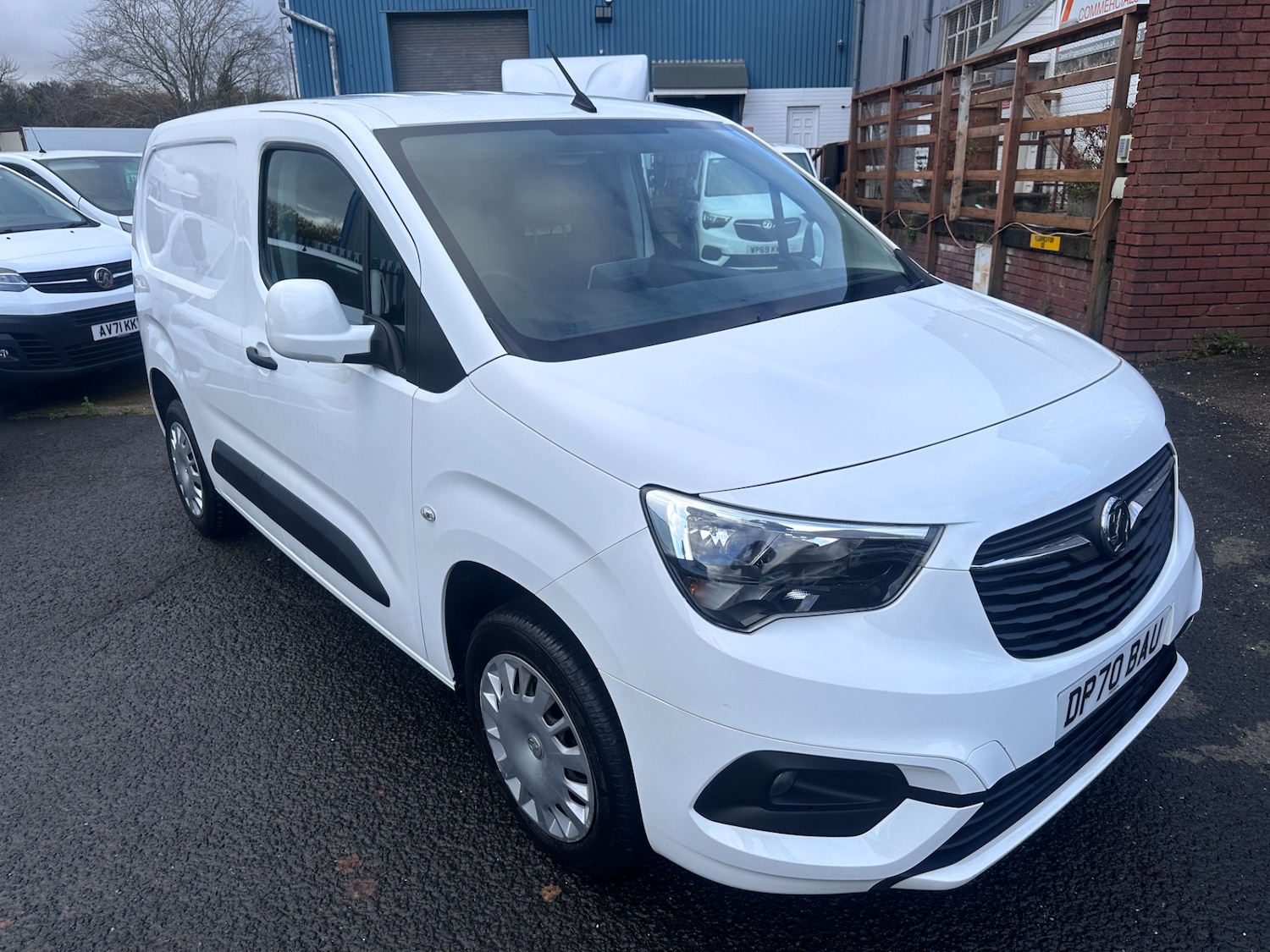 Used Vauxhall Combo 2020 for sale - 76776481: Photo 1