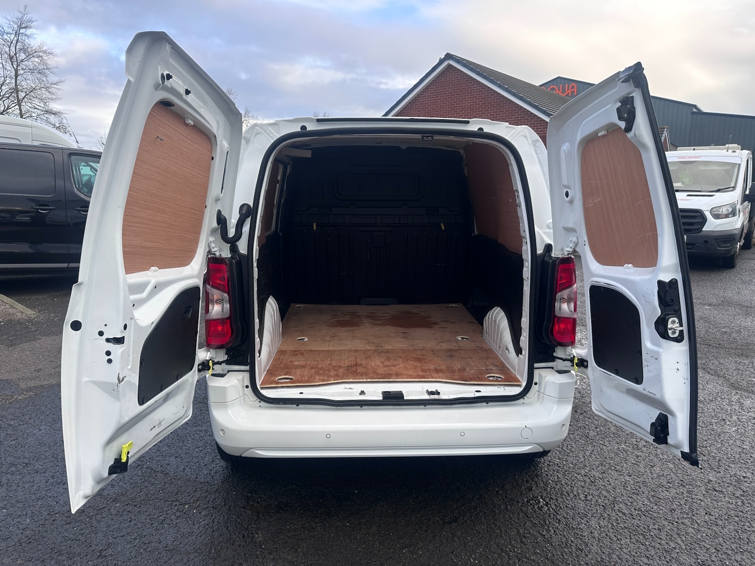 Used Vauxhall Combo 2020 for sale - 76776481: Photo 11