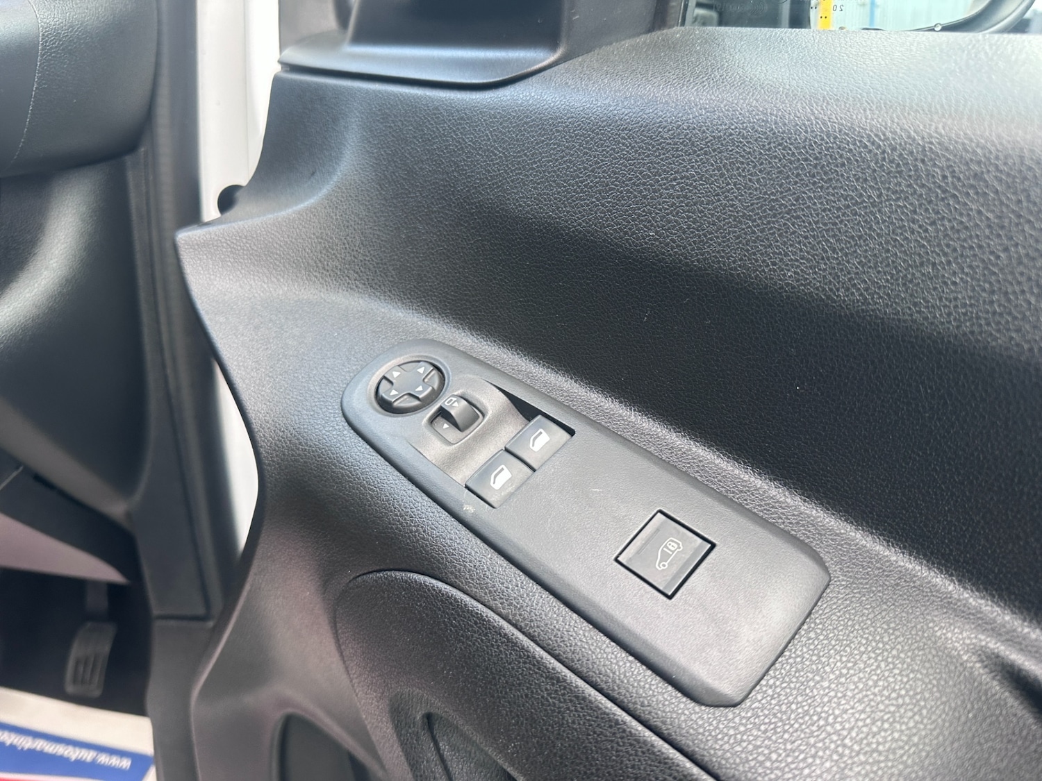 Used Vauxhall Combo 2020 for sale - 76776481: Photo 37