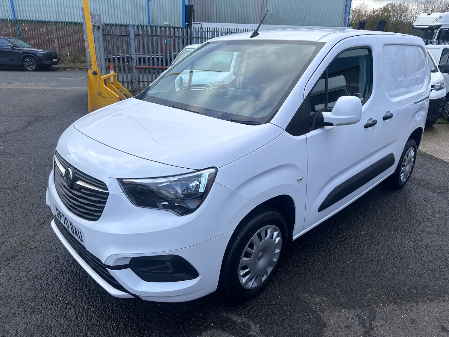 Used Vauxhall Combo 2020 for sale - 76776481: Photo 4