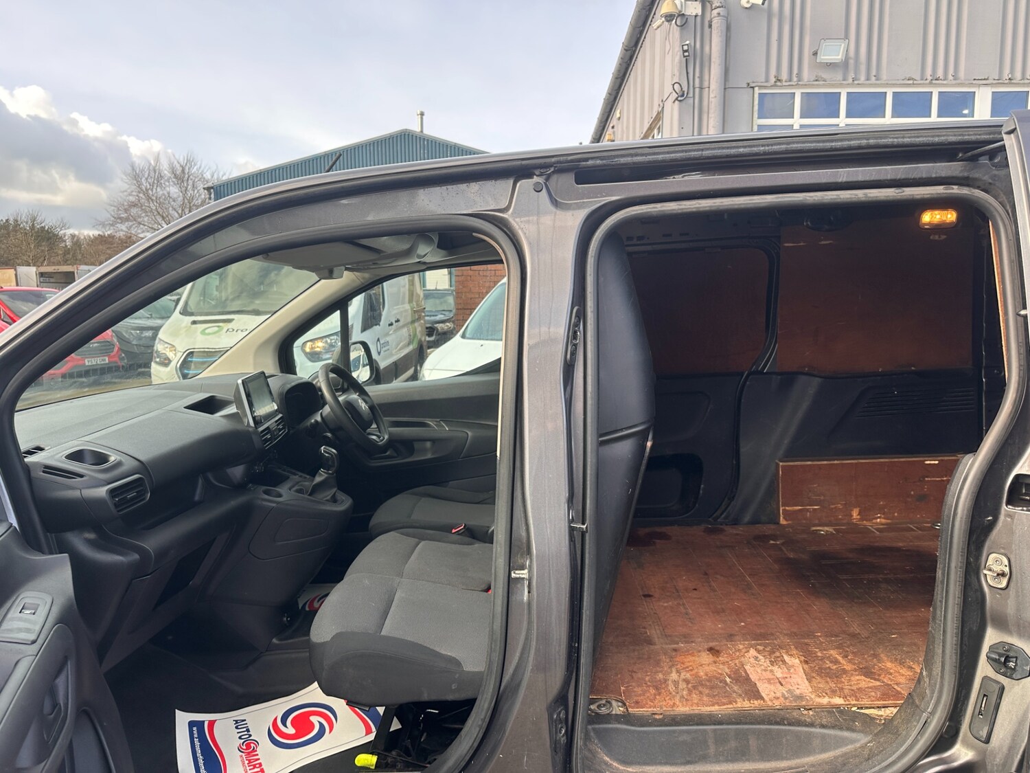 Used Citroen Berlingo 2018 for sale - 77555639: Photo 16