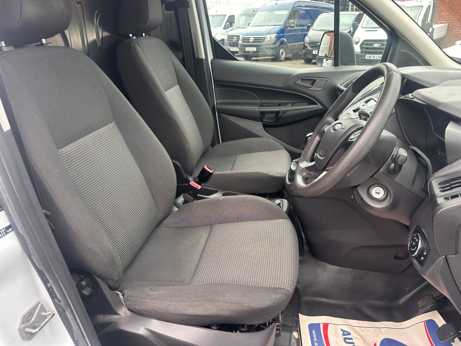 Used Ford Transit Connect 2018 for sale - 77532161: Photo 16