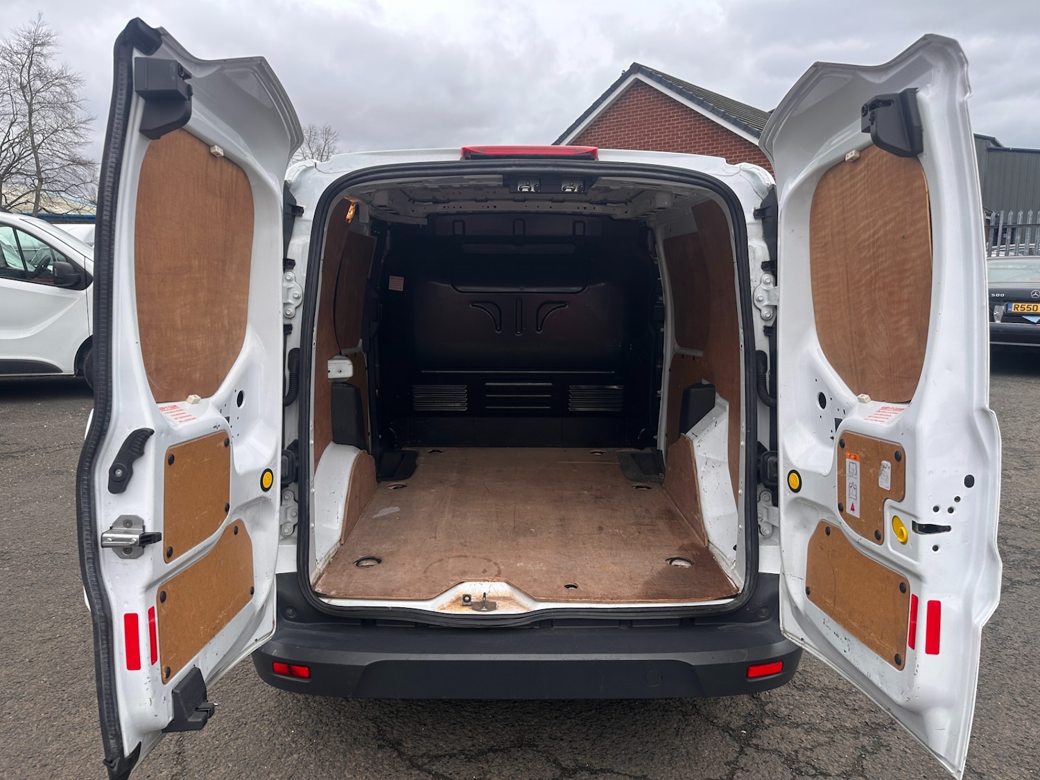 Used Ford Transit Connect 2018 for sale - 77532161: Photo 9