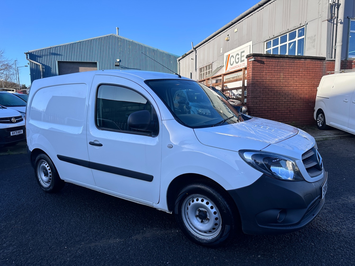 Used Mercedes-Benz Citan 2017 for sale - 77002083: Photo 2