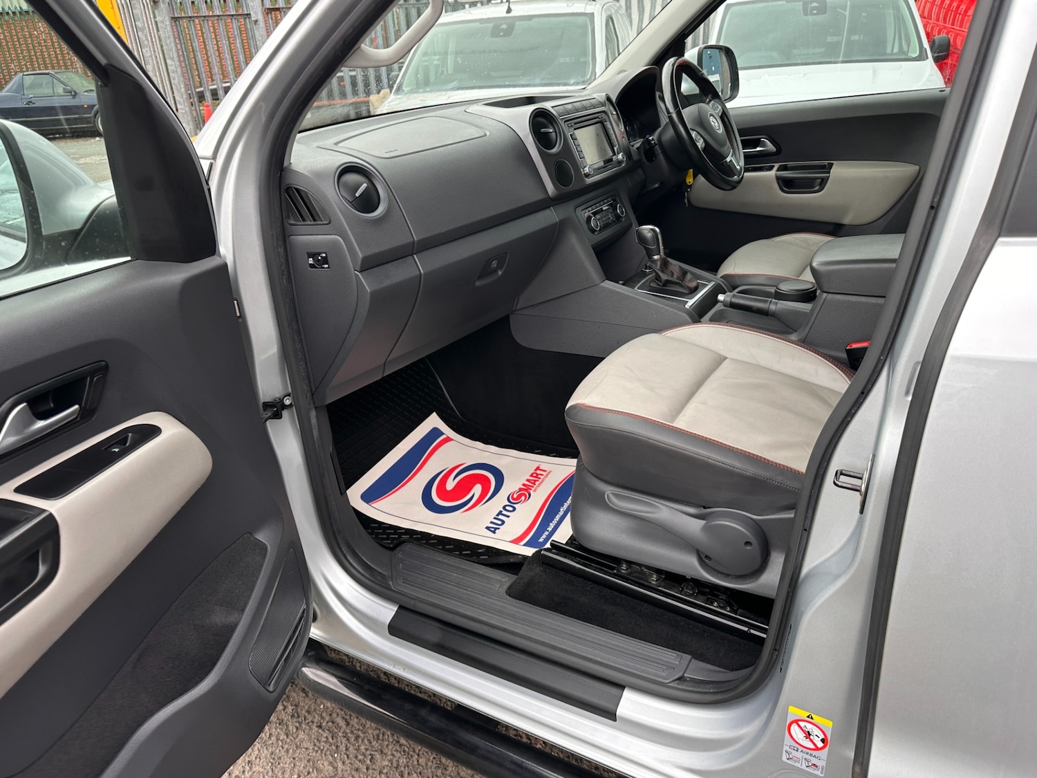 Used Volkswagen Amarok 2014 for sale - 77845433: Photo 15