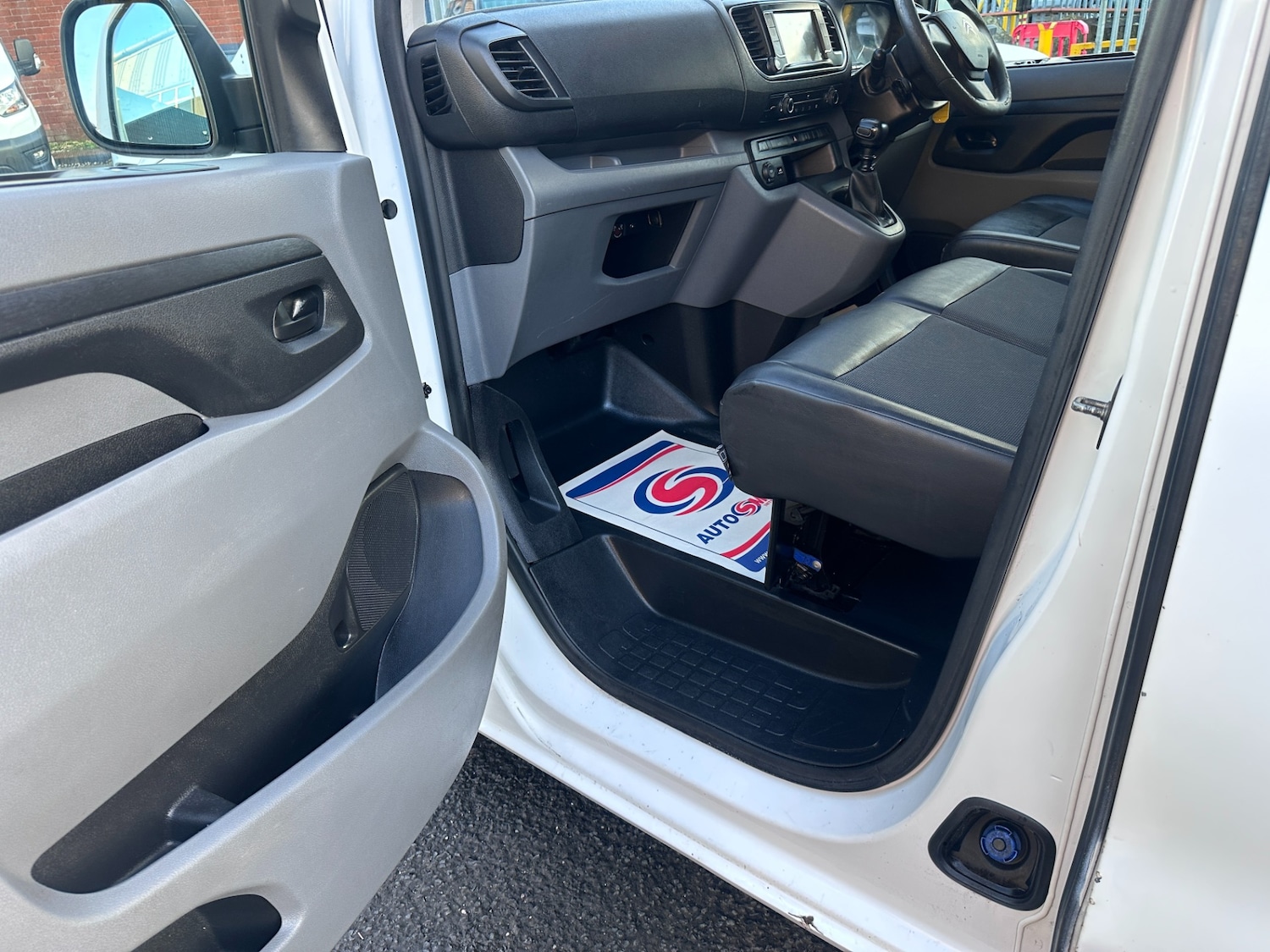 Used Citroen Dispatch 2016 for sale - 77012947: Photo 17