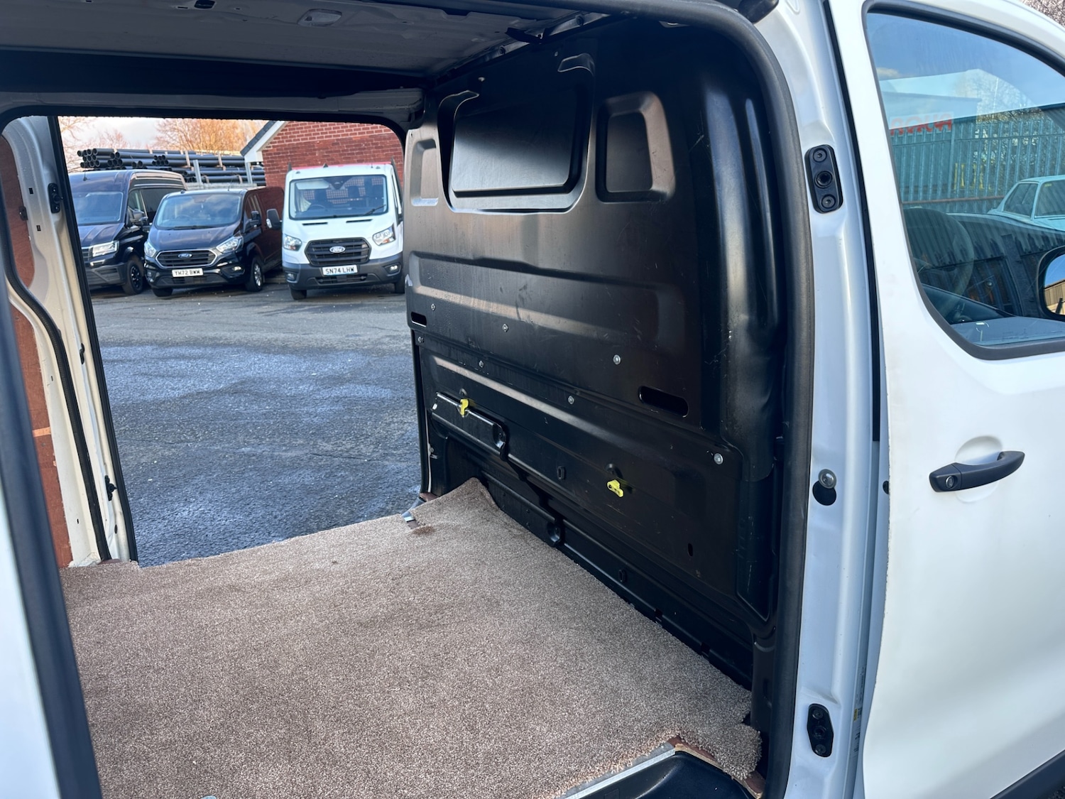 Used Citroen Dispatch 2016 for sale - 77012947: Photo 25