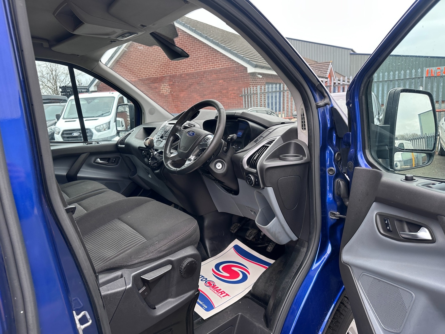 Used Ford Transit Custom 2015 for sale - 77058736: Photo 12