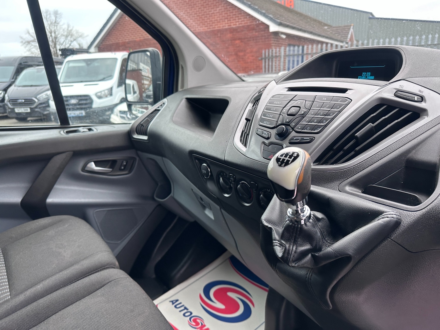 Used Ford Transit Custom 2015 for sale - 77058736: Photo 23