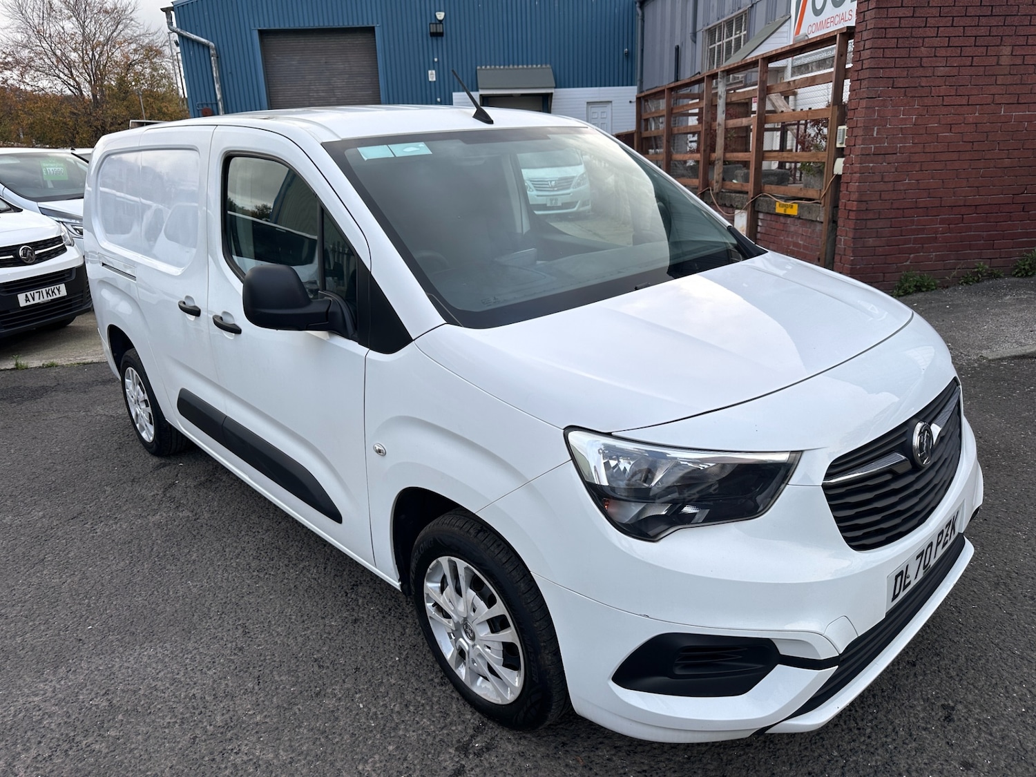 Used Vauxhall Combo 2020 for sale - 76554386: Photo 1