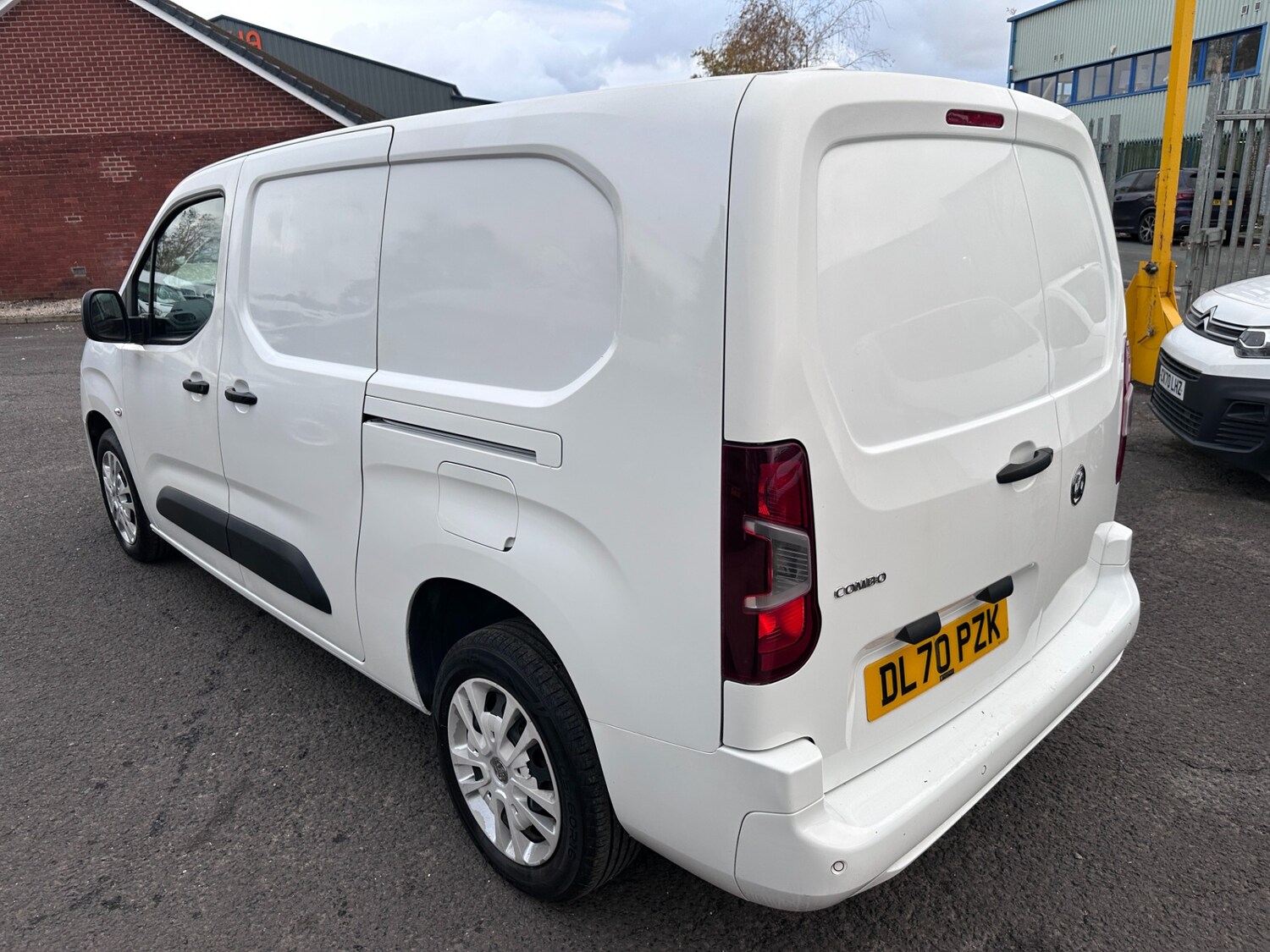 Used Vauxhall Combo 2020 for sale - 76554386: Photo 10