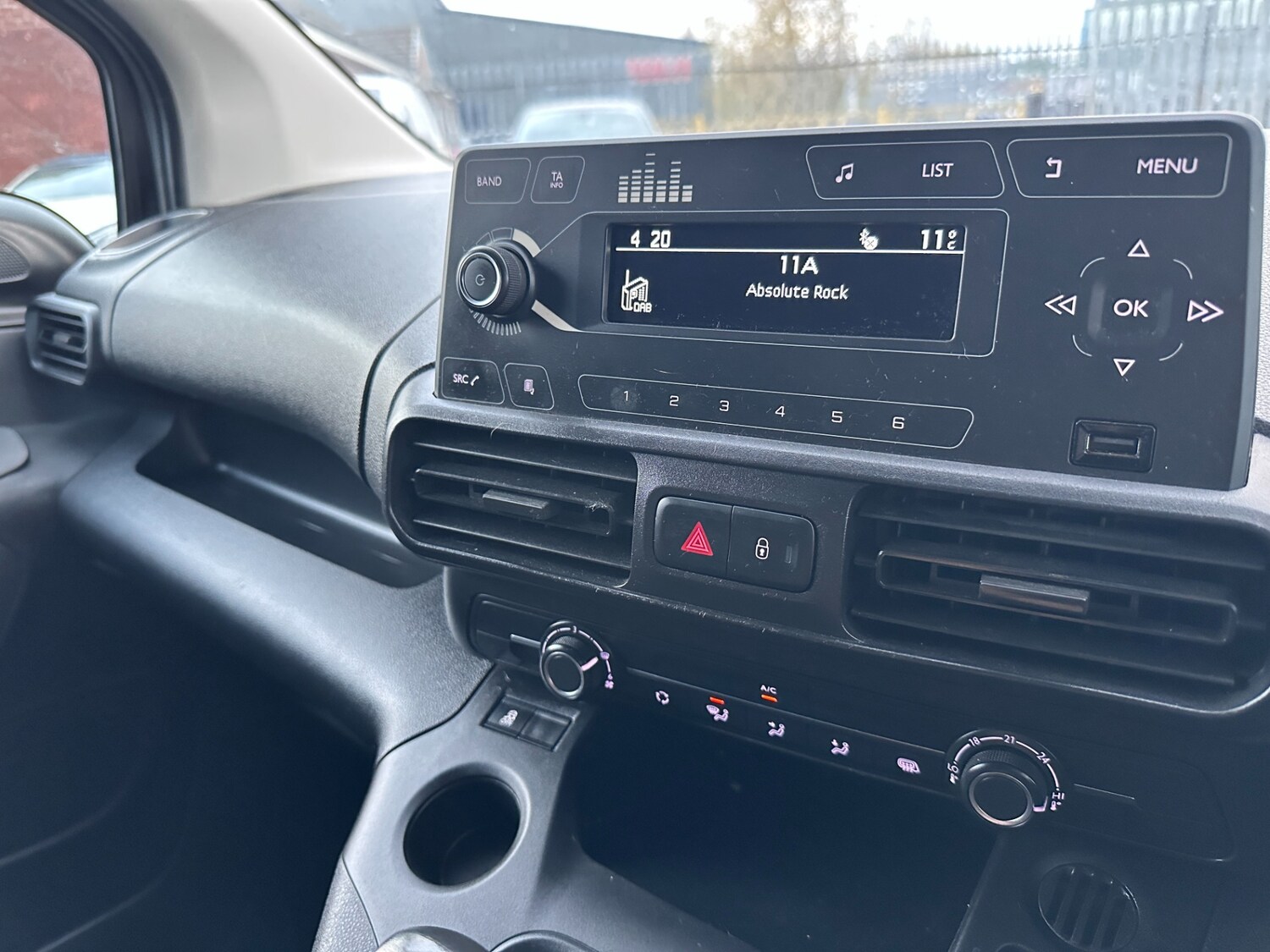 Used Vauxhall Combo 2020 for sale - 76554386: Photo 24