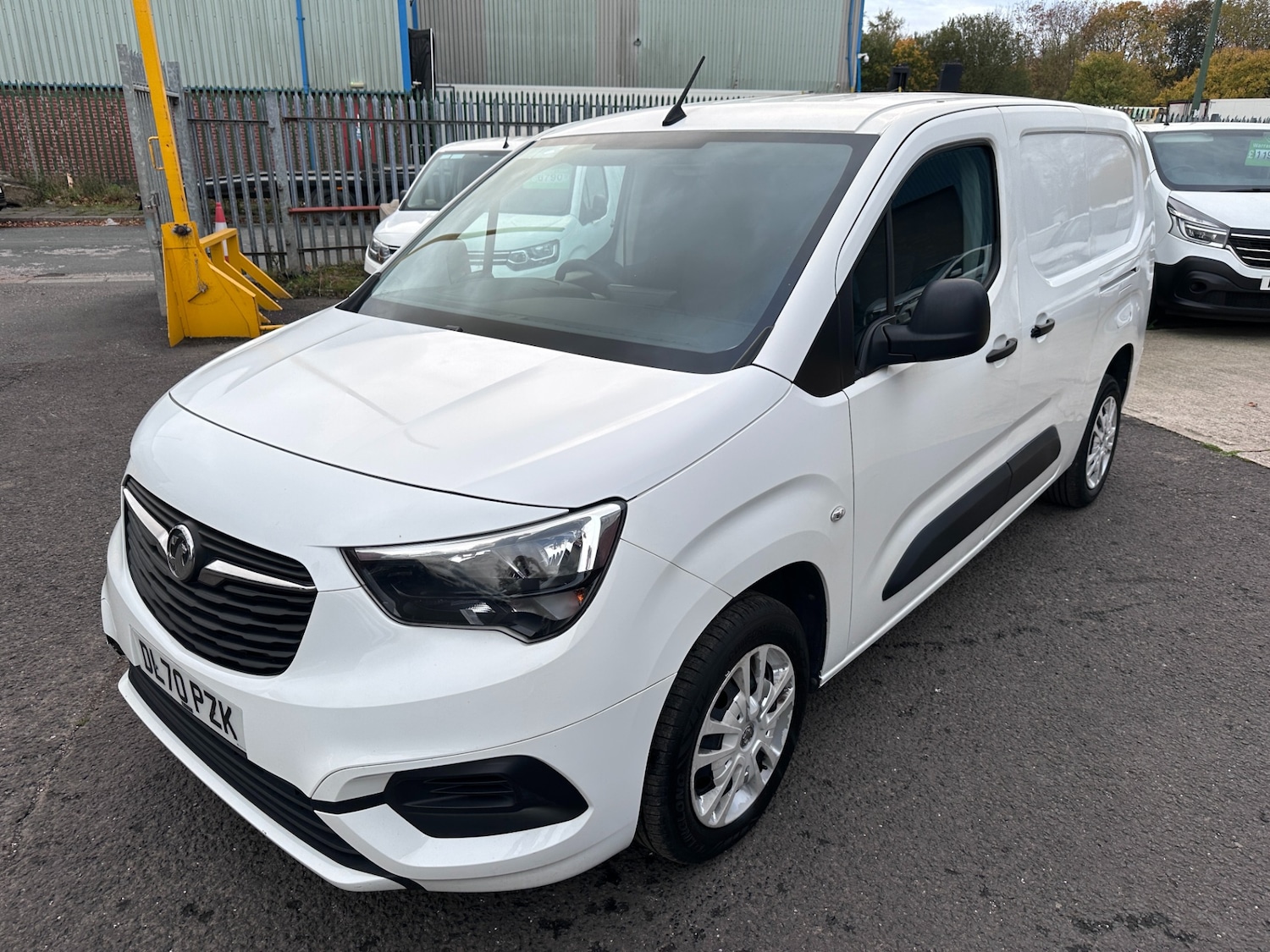 Used Vauxhall Combo 2020 for sale - 76554386: Photo 4