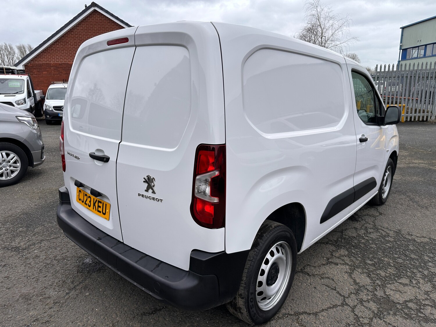 Used Peugeot Partner 2023 for sale - 77901734: Photo 14