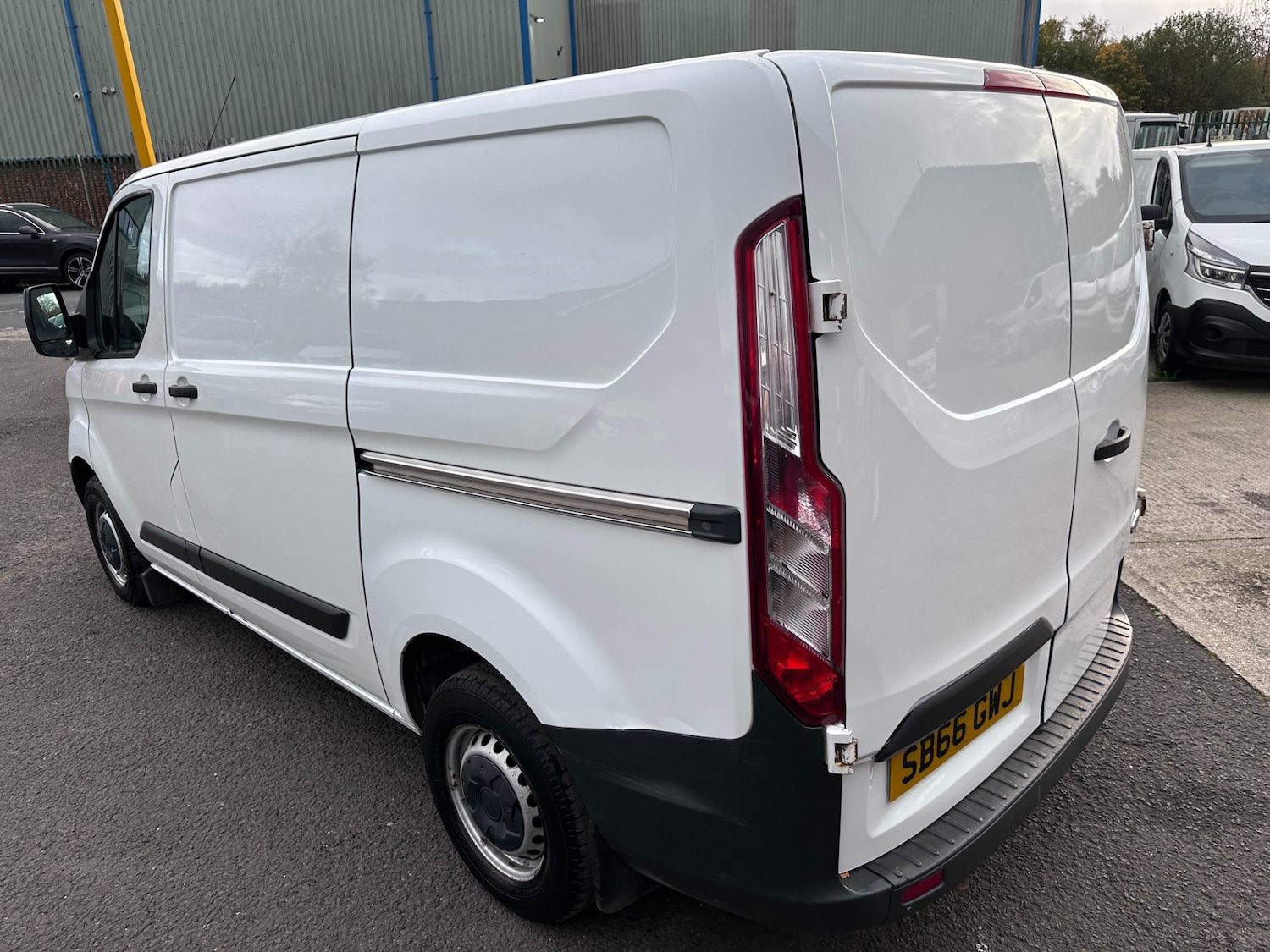 Used Ford Transit Custom 2016 for sale - 76444557: Photo 10