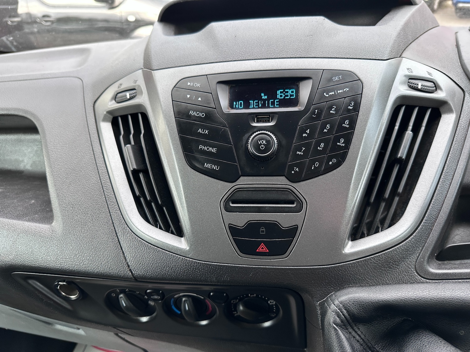 Used Ford Transit Custom 2016 for sale - 76444557: Photo 27