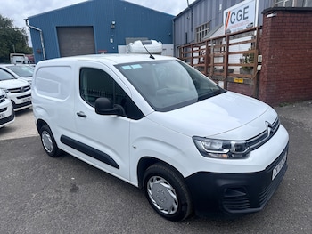 Used Citroen Berlingo 2020 for sale - 75700631: Photo