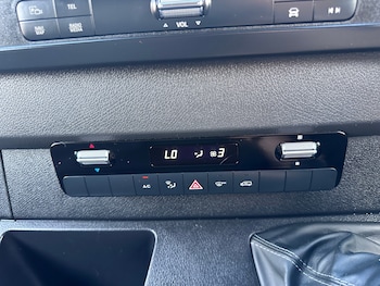 Used Mercedes-Benz Sprinter 2019 for sale - 76566678: Photo