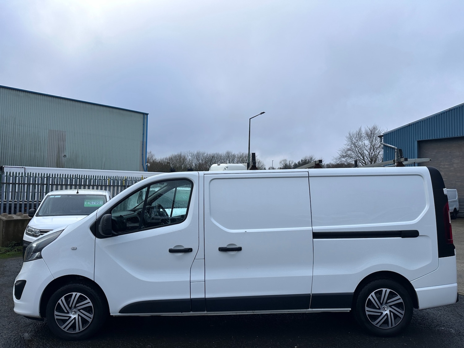 Used Vauxhall Vivaro 2019 for sale - 77247442: Photo 5
