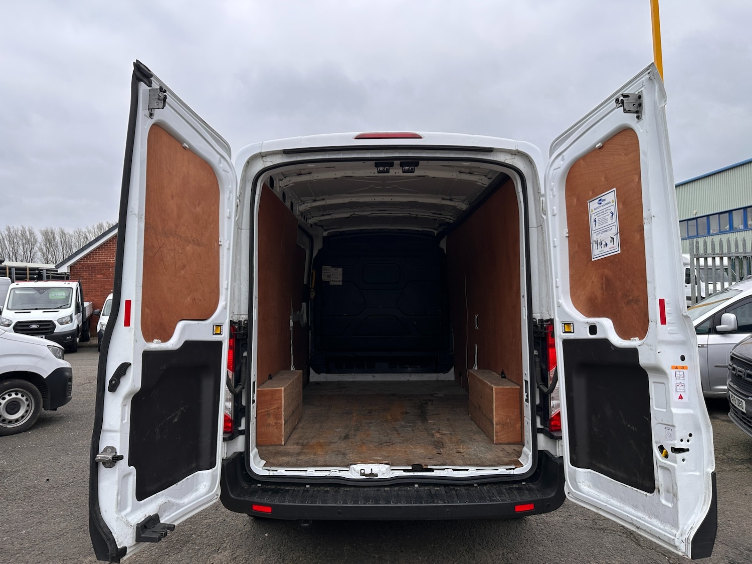 Used Ford Transit 2023 for sale - 77846512: Photo 8