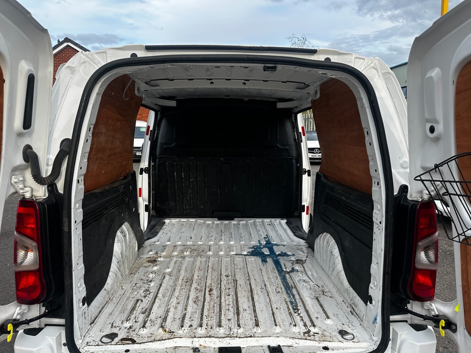 Vehicle 27