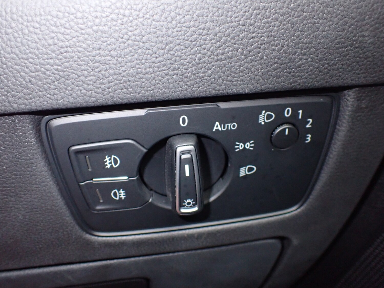 Used Volkswagen Passat 2015 for sale - 76193852: Photo 20