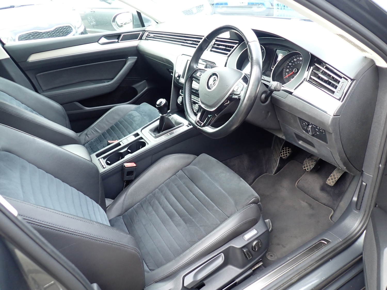 Used Volkswagen Passat 2015 for sale - 76193852: Photo 21