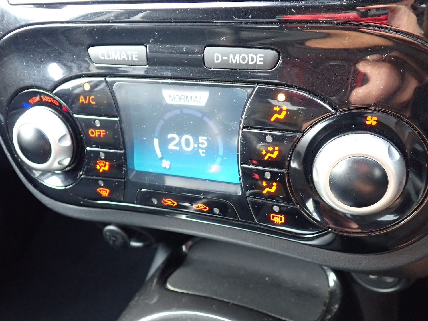 Used Nissan Juke 2018 for sale - 76107026: Photo 18