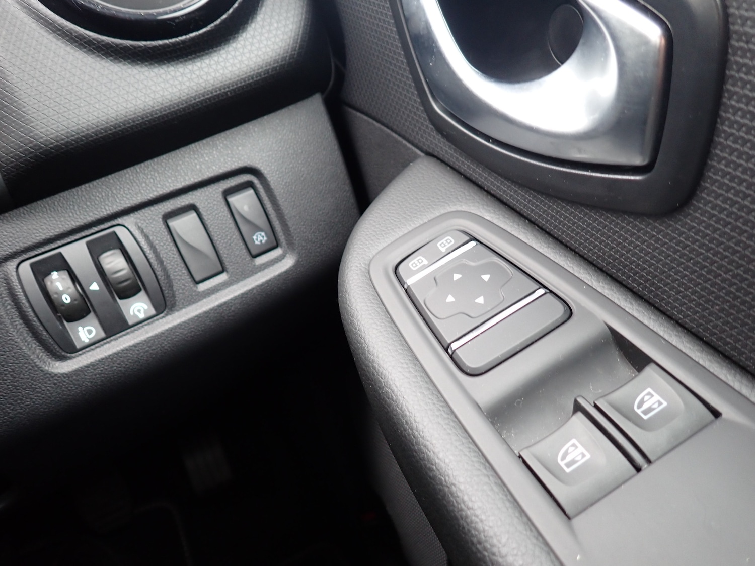 Used Renault Clio 2019 for sale - 77436232: Photo 19