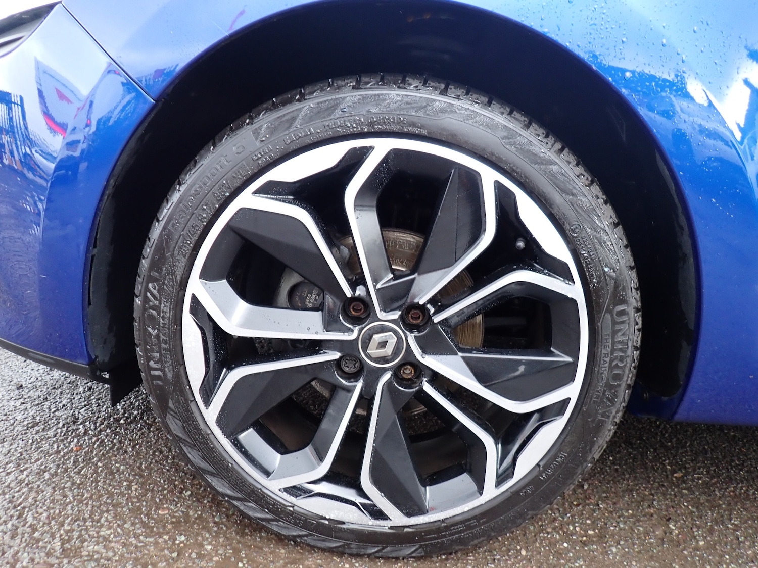 Used Renault Clio 2019 for sale - 77436232: Photo 32