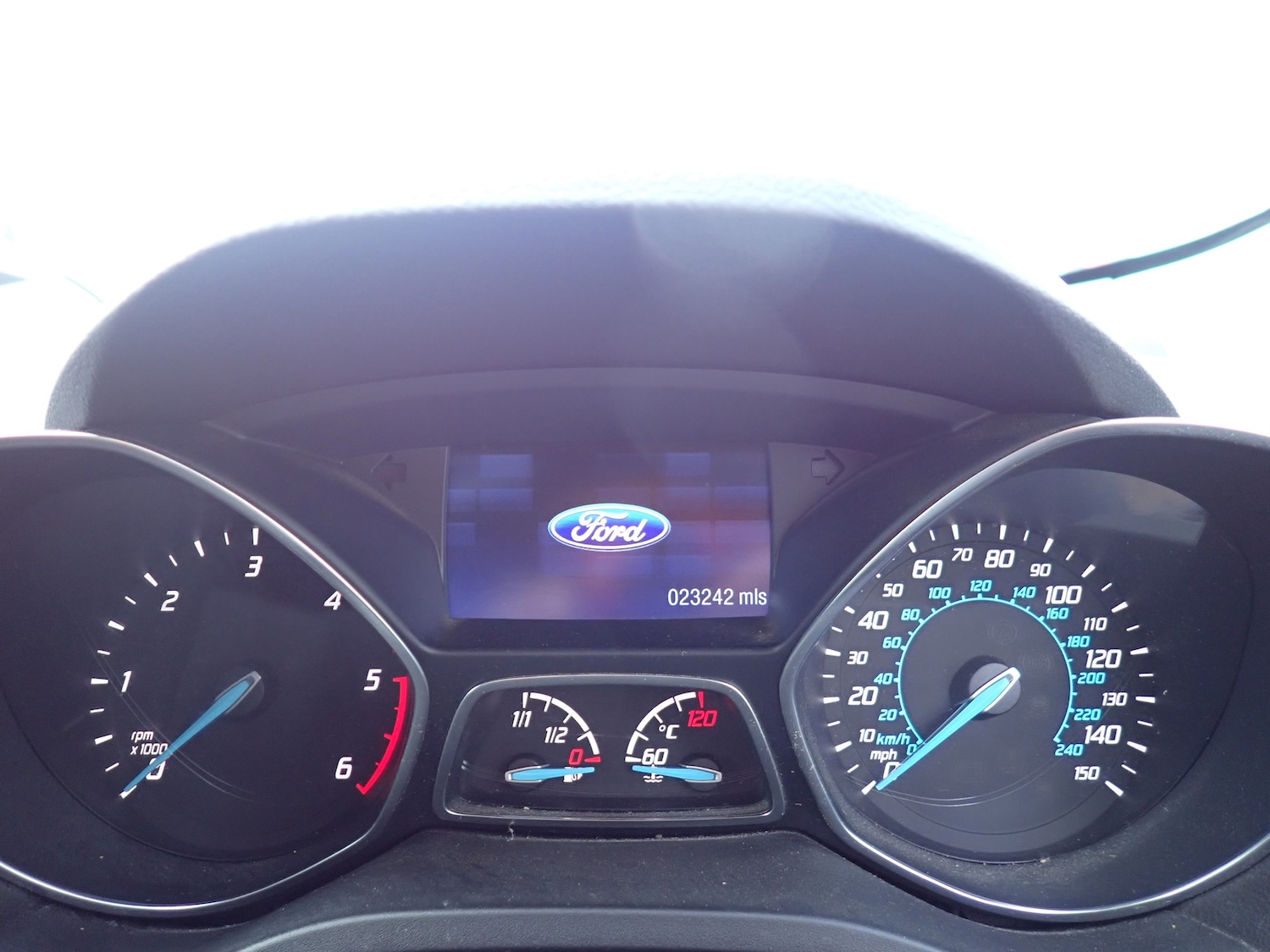 Used Ford Kuga 2015 for sale - 78064990: Photo 12