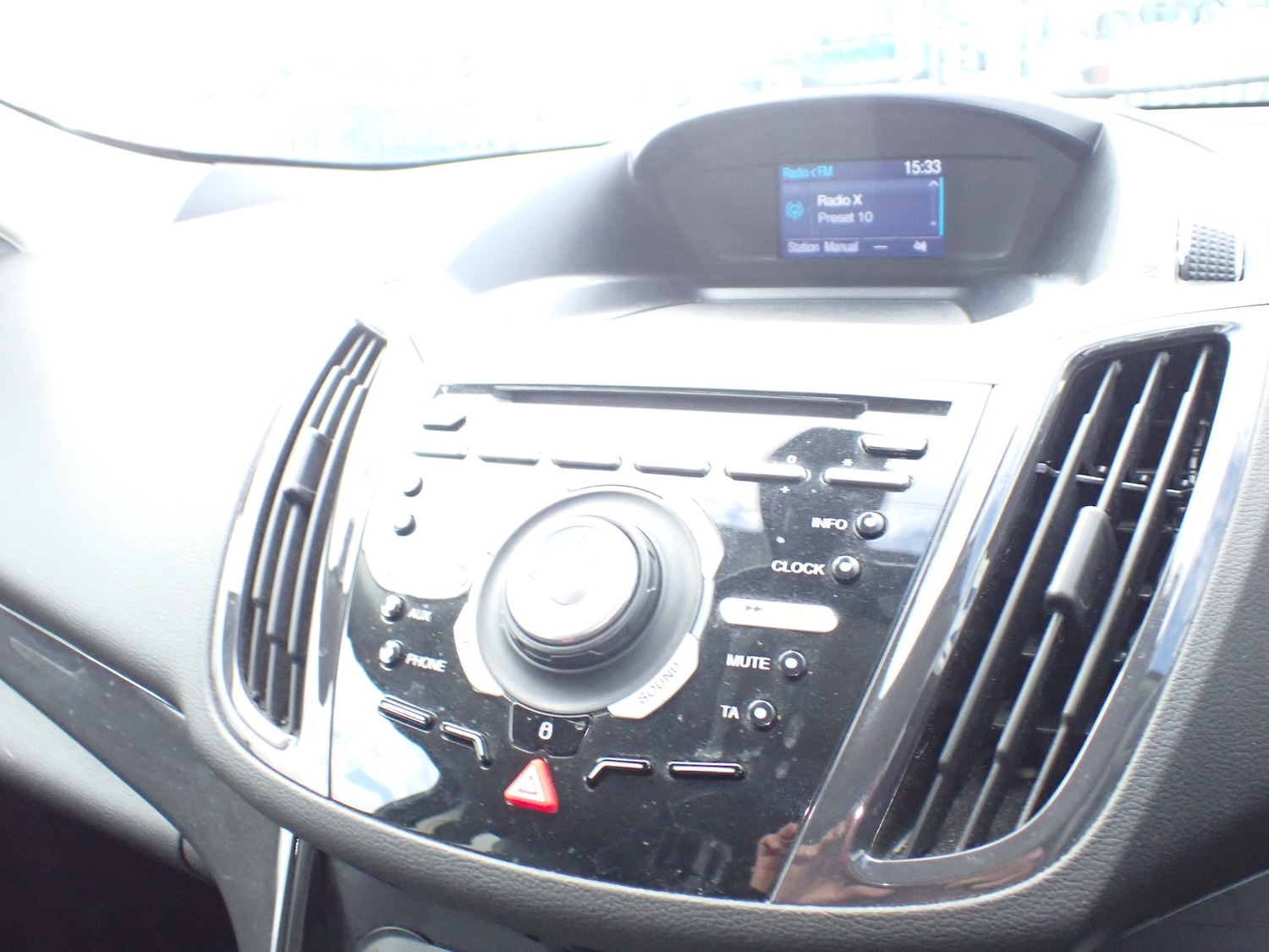 Used Ford Kuga 2015 for sale - 78064990: Photo 21