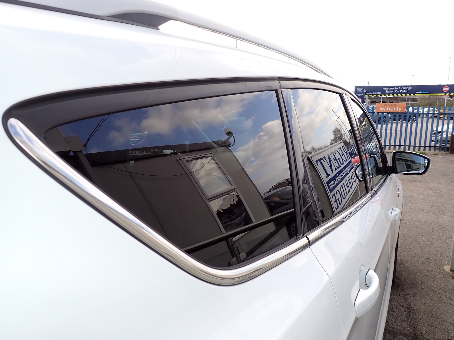 Used Ford Kuga 2015 for sale - 78064990: Photo 35