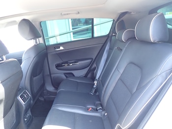 Used Kia Sportage 2018 for sale - 79381026: Photo