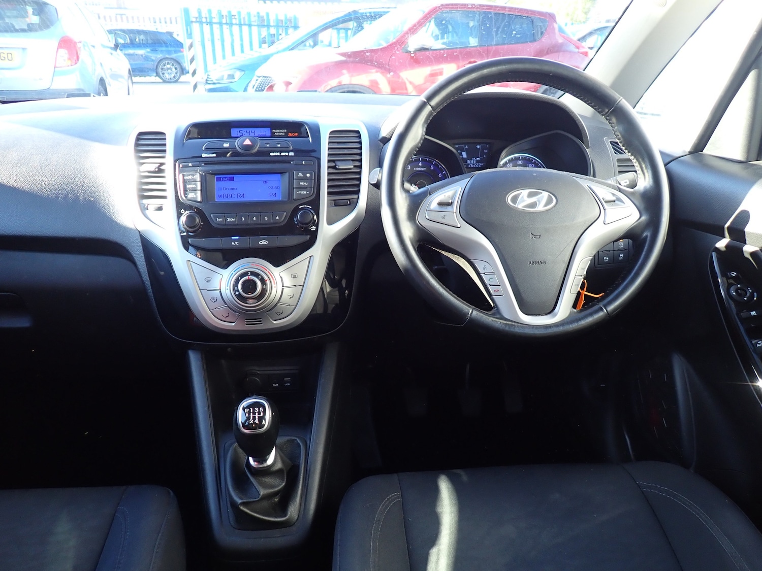 Used Hyundai Ix20 2016 for sale - 76070081: Photo 2