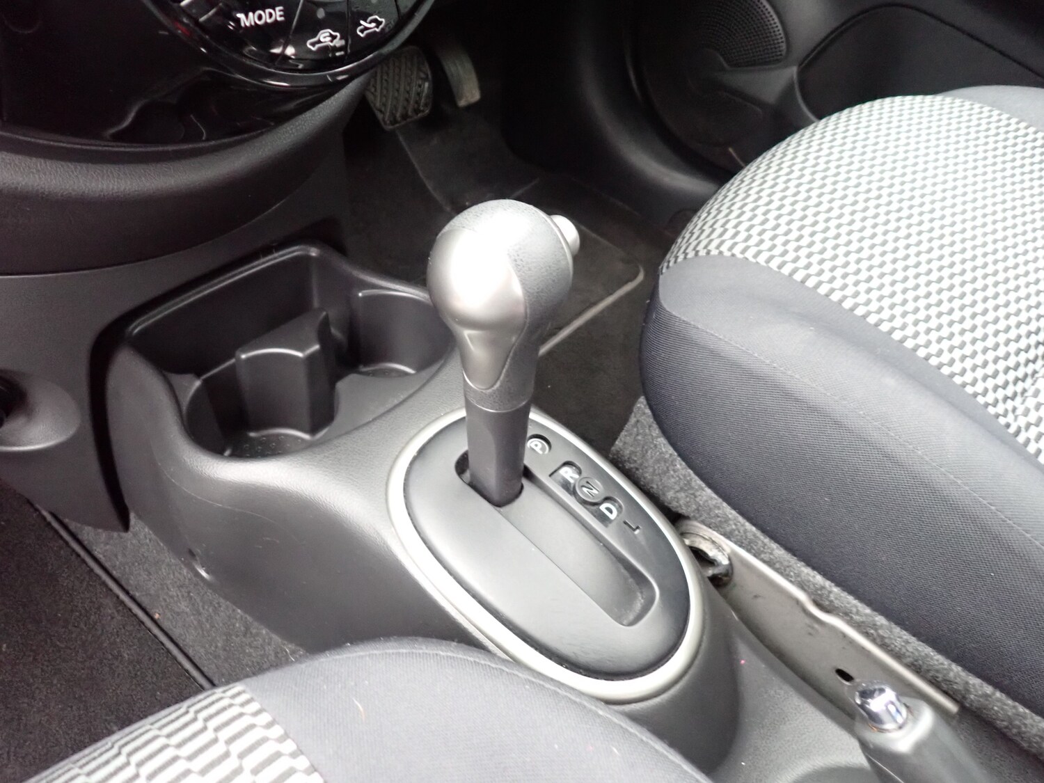 Used Nissan Micra 2015 for sale - 76807779: Photo 24