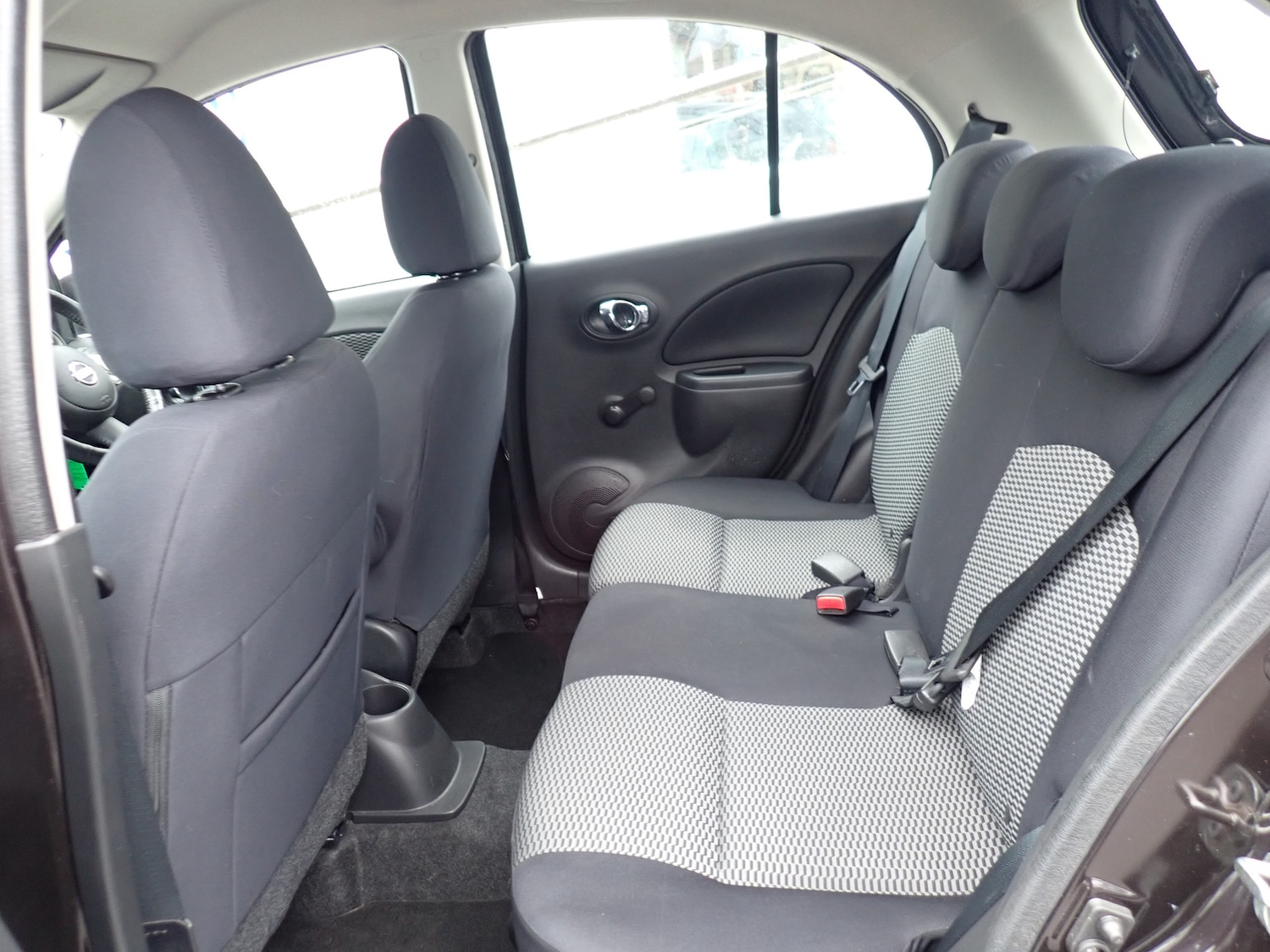 Used Nissan Micra 2015 for sale - 76807779: Photo 4