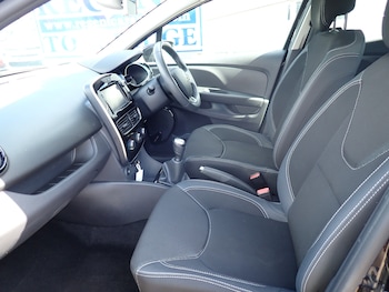 Used Renault Clio 2016 for sale - 75440485: Photo