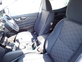 Used Nissan Qashqai 2015 for sale - 77692047: Photo