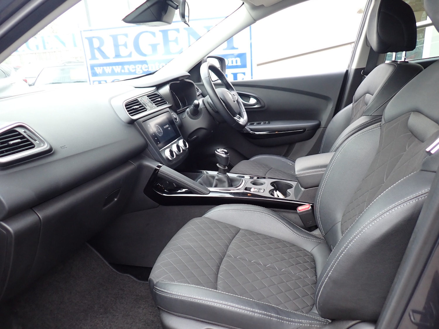 Used Renault Kadjar 2019 for sale - 76120134: Photo 3