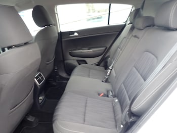 Used Kia Sportage 2018 for sale - 77226121: Photo