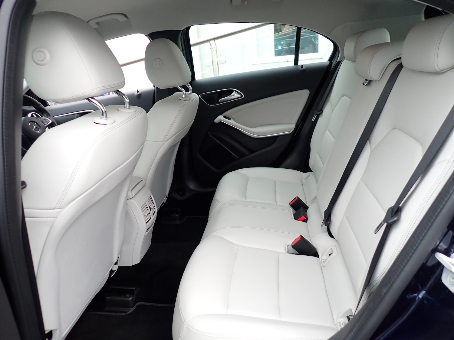Used Mercedes-Benz A-Class 2017 for sale - 76040561: Photo 4