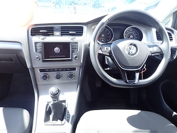 Used Volkswagen Golf 2016 for sale - 78794482: Photo