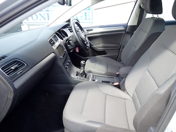 Used Volkswagen Golf 2016 for sale - 78794482: Photo
