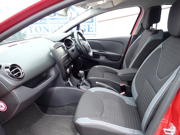 Used Renault Clio 2016 for sale - 75222825: Photo