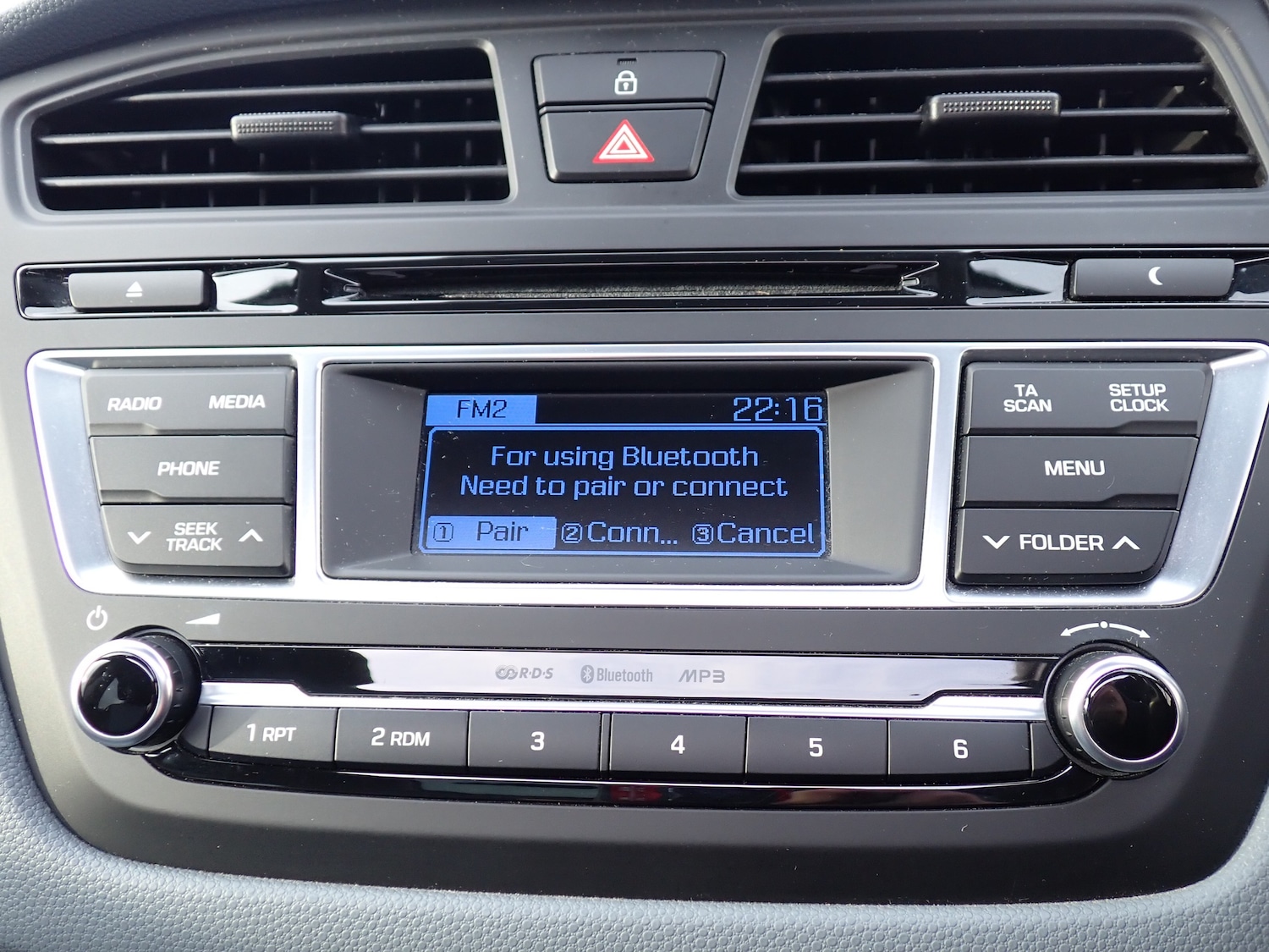 Used Hyundai i20 2015 for sale - 76949809: Photo 18