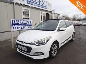 Used Hyundai i20 2015 for sale - 76949809: Photo