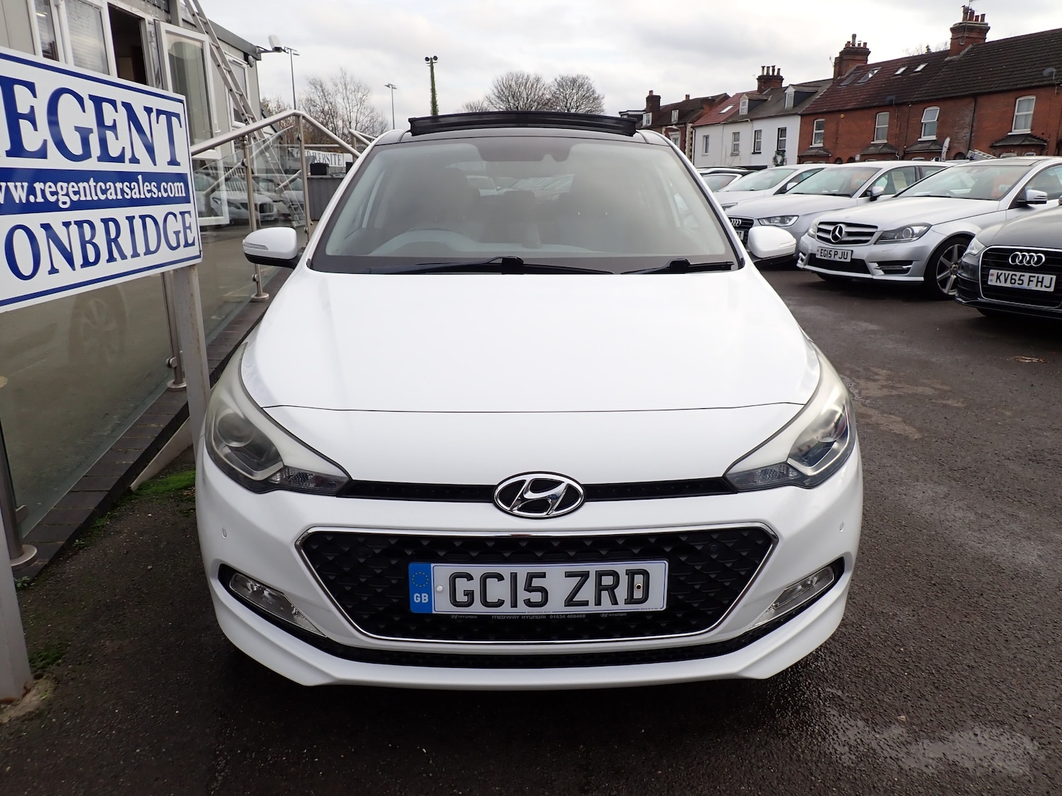 Used Hyundai i20 2015 for sale - 76949809: Photo 6