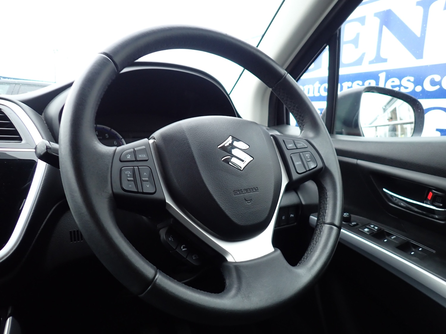 Used Suzuki SX4 2018 for sale - 76480839: Photo 10