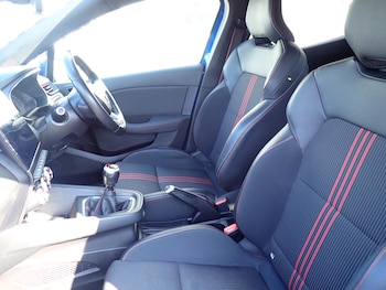 Used Renault Clio 2019 for sale - 77931763: Photo